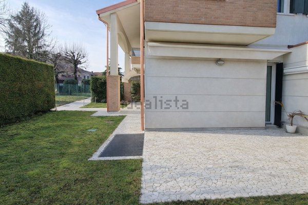 casa indipendente in vendita a Saonara in zona Villatora