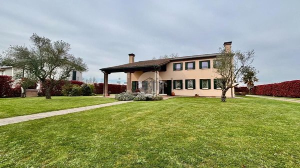 casa indipendente in vendita a Saonara in zona Tombelle