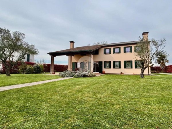 casa indipendente in vendita a Saonara in zona Tombelle