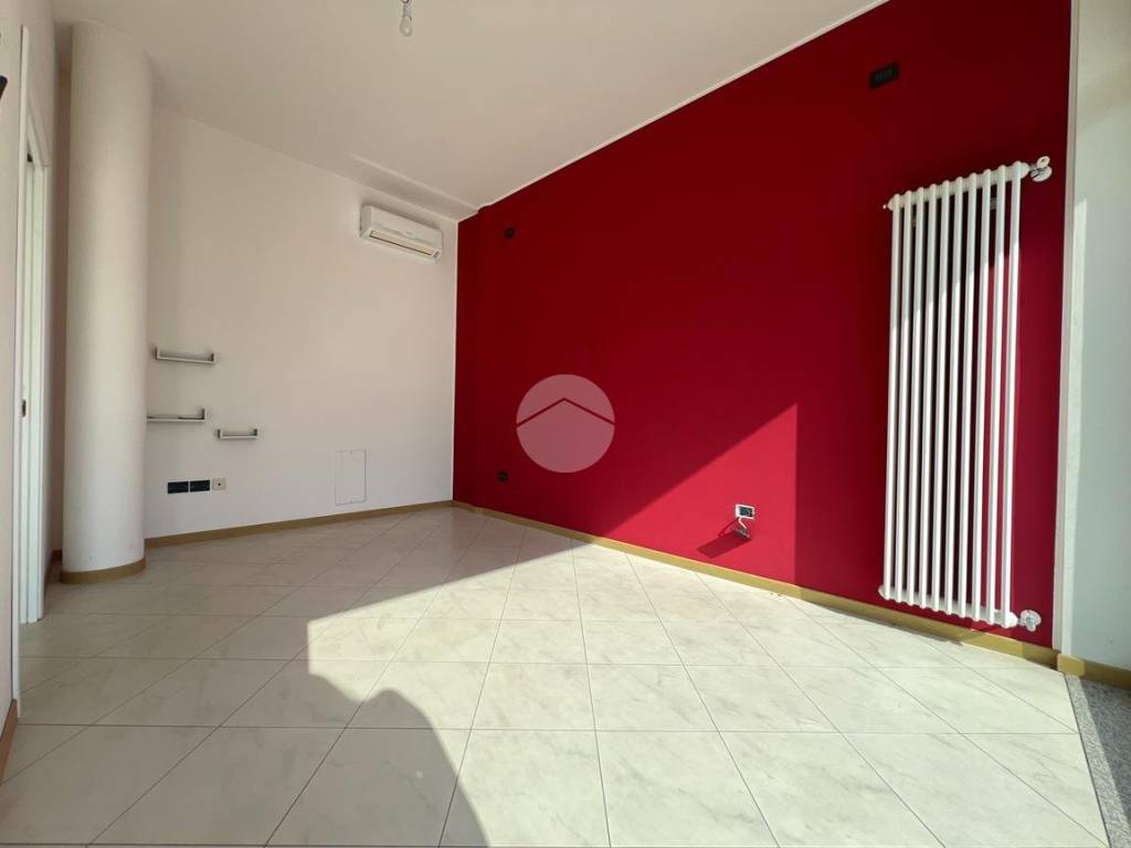 ufficio in vendita a Saonara in zona Villatora