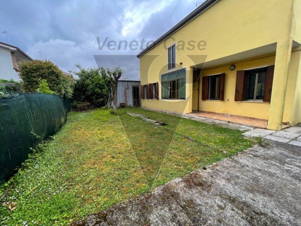 casa indipendente in vendita a Saonara in zona Villatora