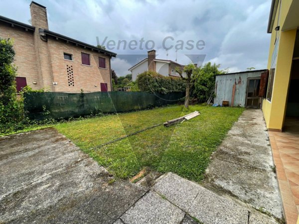 casa indipendente in vendita a Saonara in zona Villatora