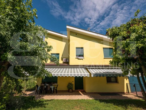 casa indipendente in vendita a Saonara in zona Villatora