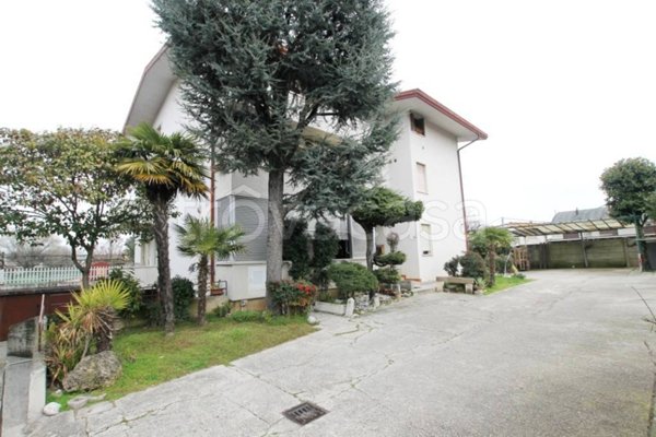 appartamento in vendita a Selvazzano Dentro in zona Tencarola