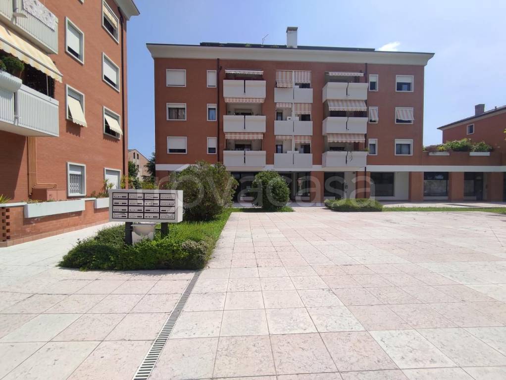 negozio in vendita a Selvazzano Dentro