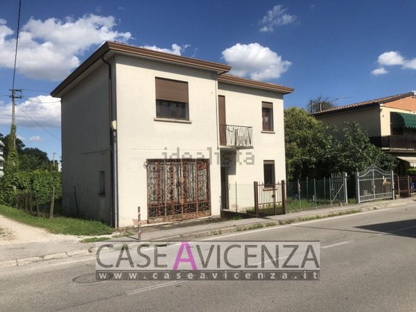 pentavano in vendita a Selvazzano Dentro