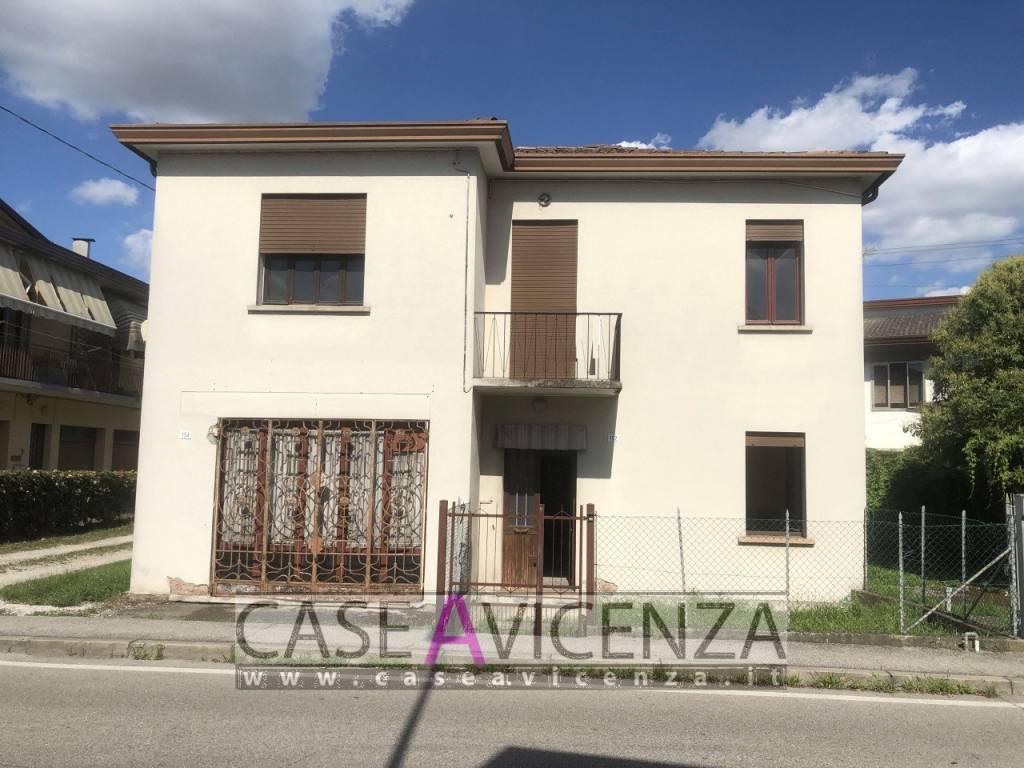 casa indipendente in vendita a Selvazzano Dentro