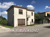 casa indipendente in vendita a Selvazzano Dentro