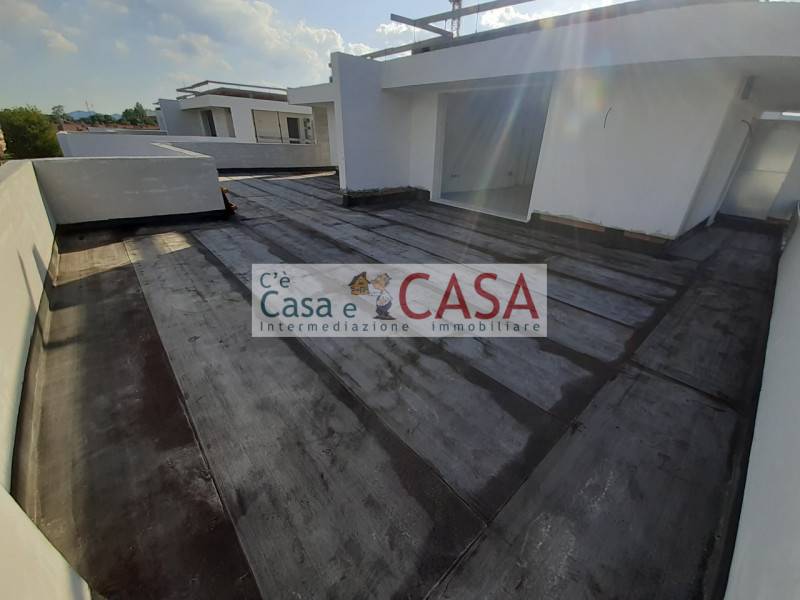 appartamento in vendita a Selvazzano Dentro in zona Tencarola