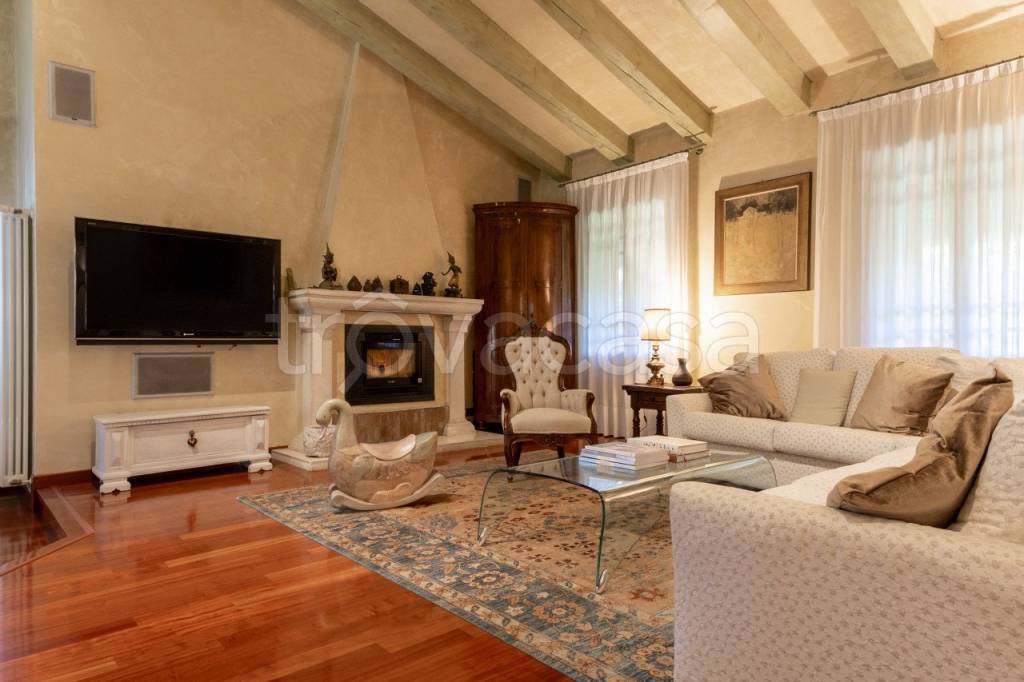 casa indipendente in vendita a Selvazzano Dentro