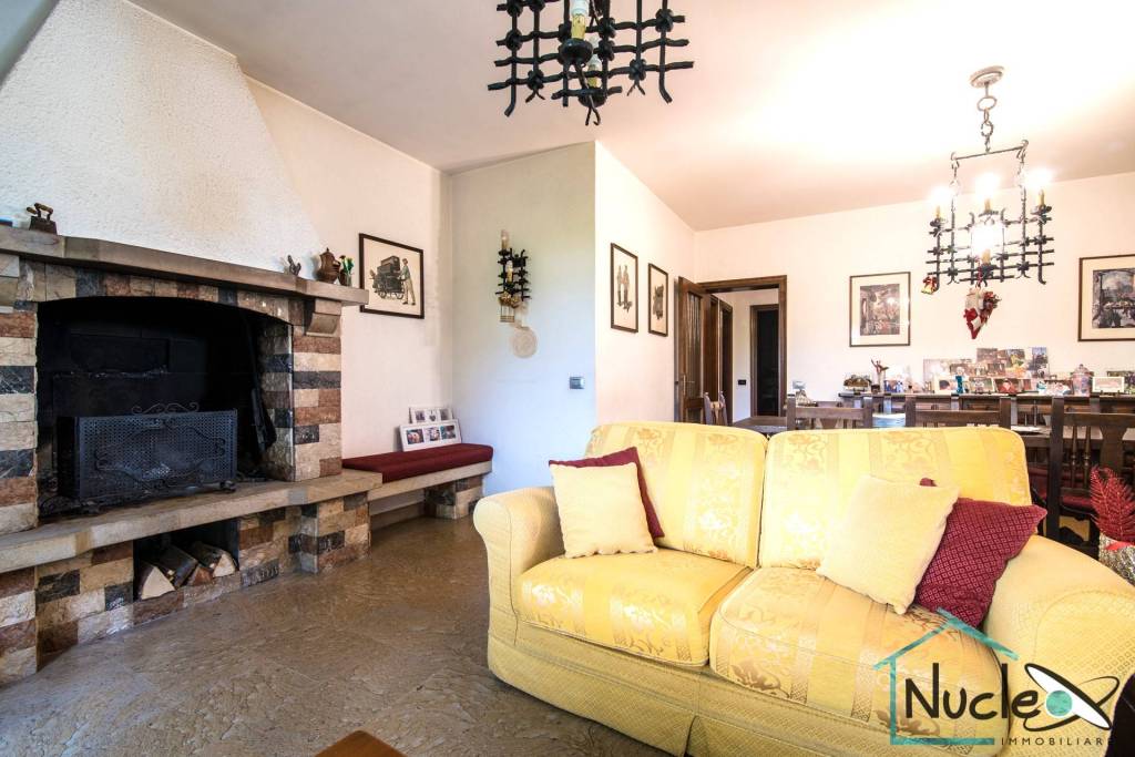 casa indipendente in vendita a Selvazzano Dentro in zona Tencarola