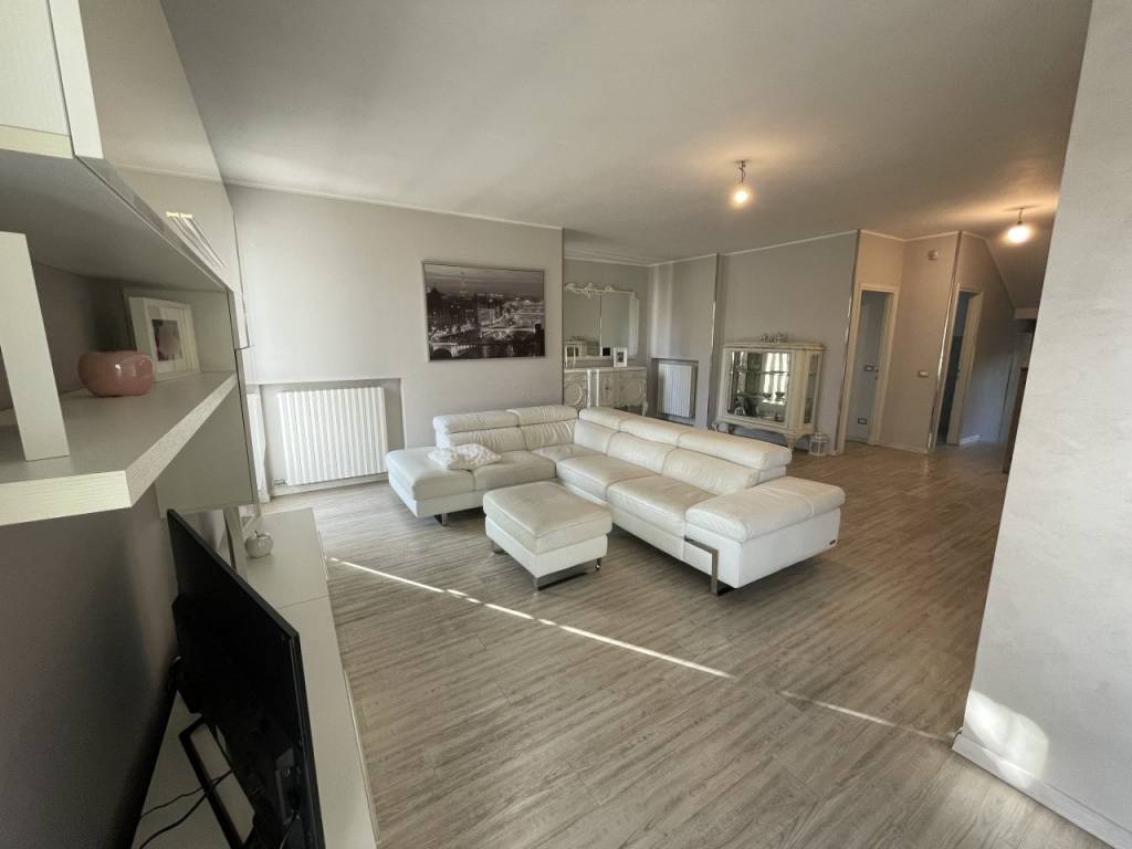 casa indipendente in vendita a Selvazzano Dentro in zona Tencarola