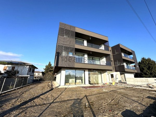 appartamento in vendita a Selvazzano Dentro in zona Caselle