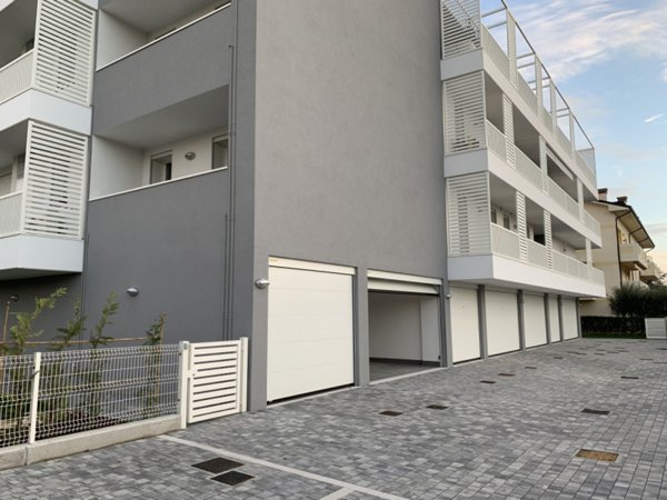 appartamento in vendita a Selvazzano Dentro in zona Caselle