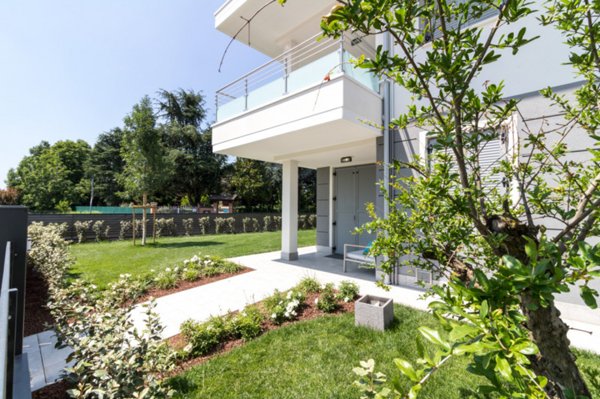 casa semindipendente in vendita a Selvazzano Dentro in zona Feriole