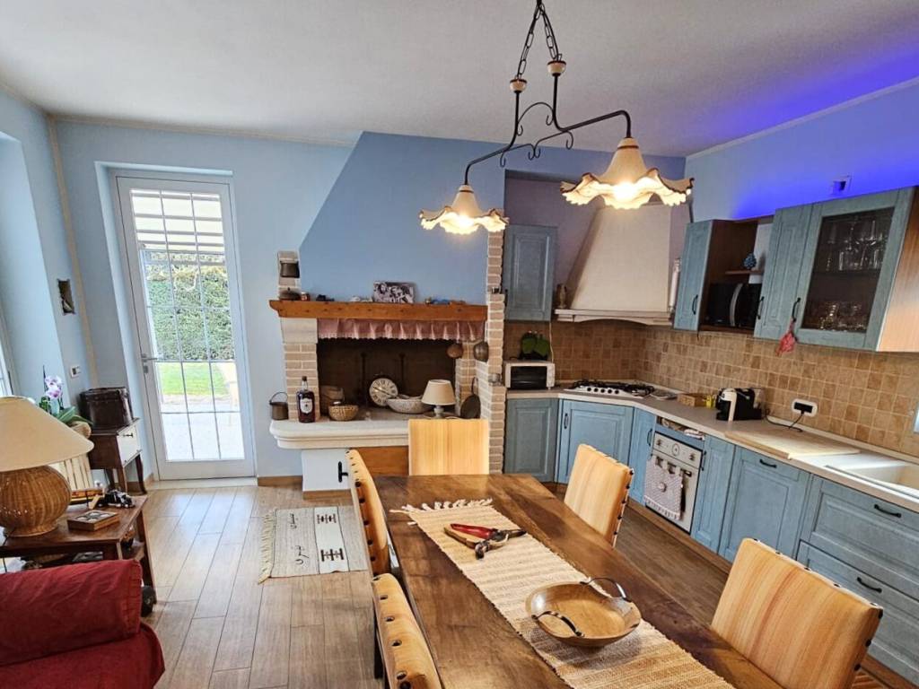 casa indipendente in vendita a Selvazzano Dentro