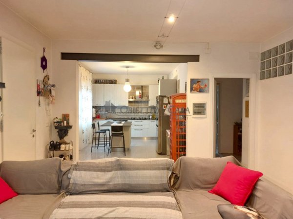 casa indipendente in vendita a Selvazzano Dentro in zona Feriole