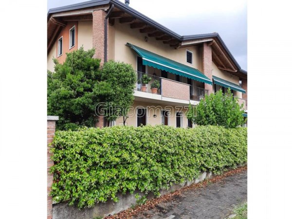 appartamento in vendita a Selvazzano Dentro in zona Montecchia