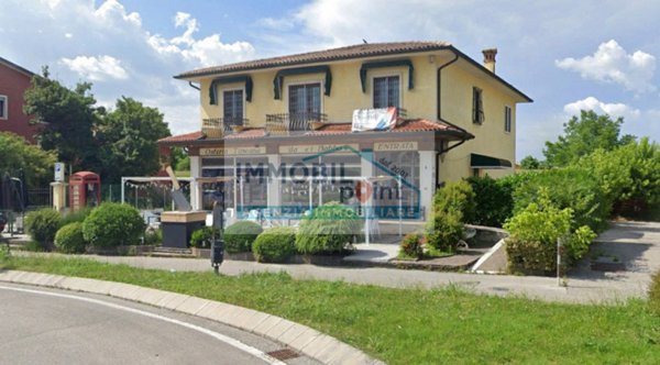 negozio in vendita a Selvazzano Dentro in zona San Domenico