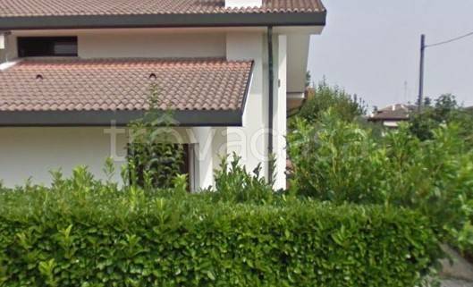 casa indipendente in vendita a Selvazzano Dentro in zona Caselle