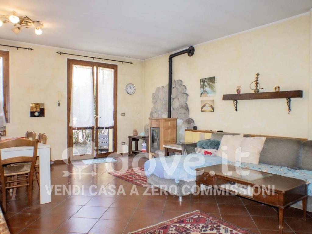 casa indipendente in vendita a Selvazzano Dentro in zona Feriole