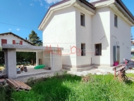 casa indipendente in vendita a Selvazzano Dentro in zona Tencarola
