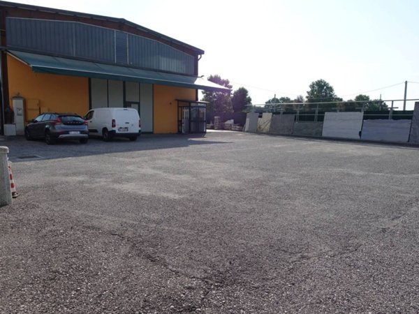 terreno agricolo in vendita a Selvazzano Dentro in zona Caselle