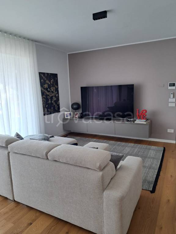 appartamento in vendita a Selvazzano Dentro in zona Tencarola