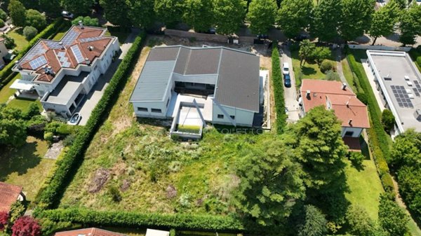 casa indipendente in vendita a Selvazzano Dentro in zona Tencarola
