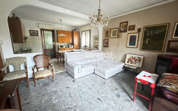 casa indipendente in vendita a Selvazzano Dentro in zona Tencarola