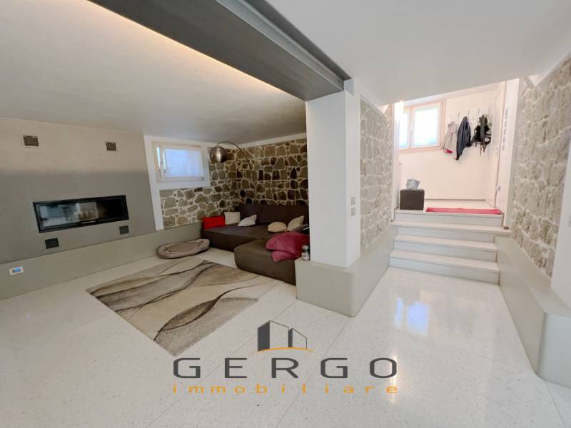 casa indipendente in vendita a Selvazzano Dentro in zona San Domenico