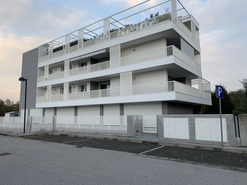 appartamento in vendita a Selvazzano Dentro in zona Caselle