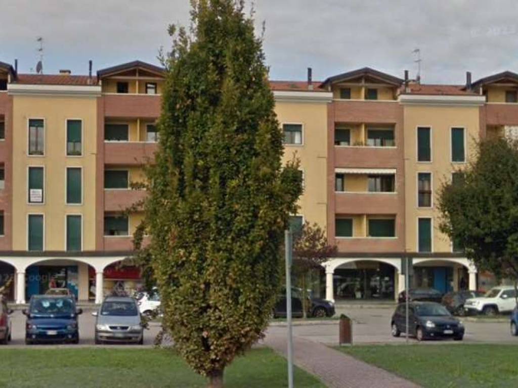 appartamento in vendita a Selvazzano Dentro in zona Tencarola