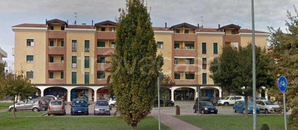 appartamento in vendita a Selvazzano Dentro in zona Tencarola