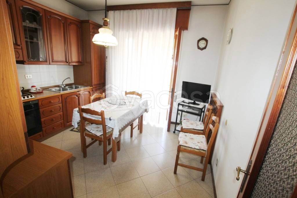 appartamento in vendita a Selvazzano Dentro in zona Tencarola