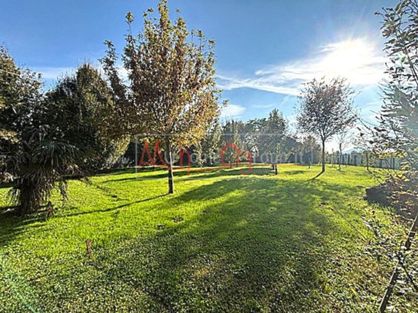 casa indipendente in vendita a Selvazzano Dentro in zona Caselle