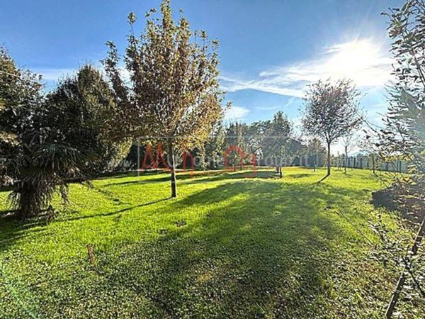 casa indipendente in vendita a Selvazzano Dentro in zona Caselle