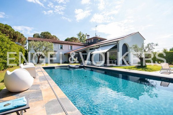 casa indipendente in vendita a Selvazzano Dentro in zona Caselle