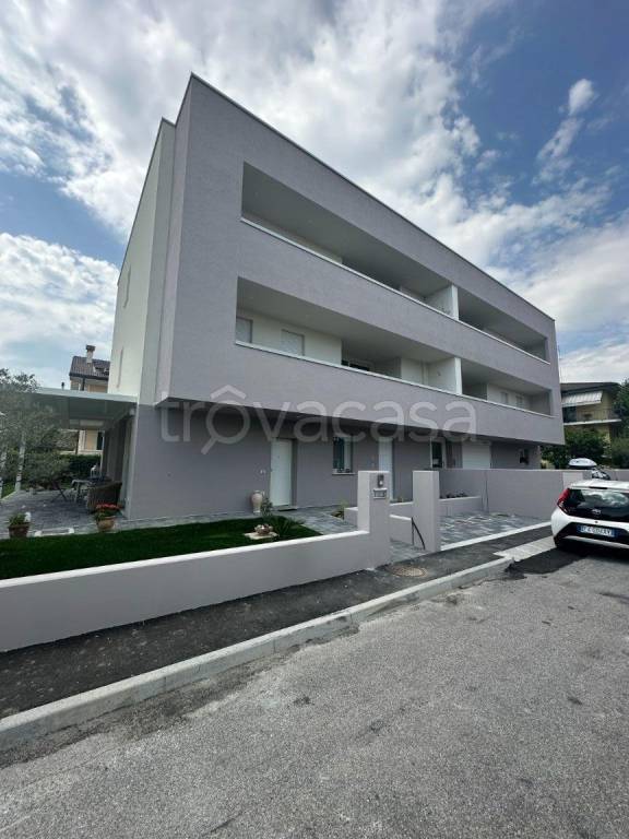 appartamento in vendita a Selvazzano Dentro in zona Caselle