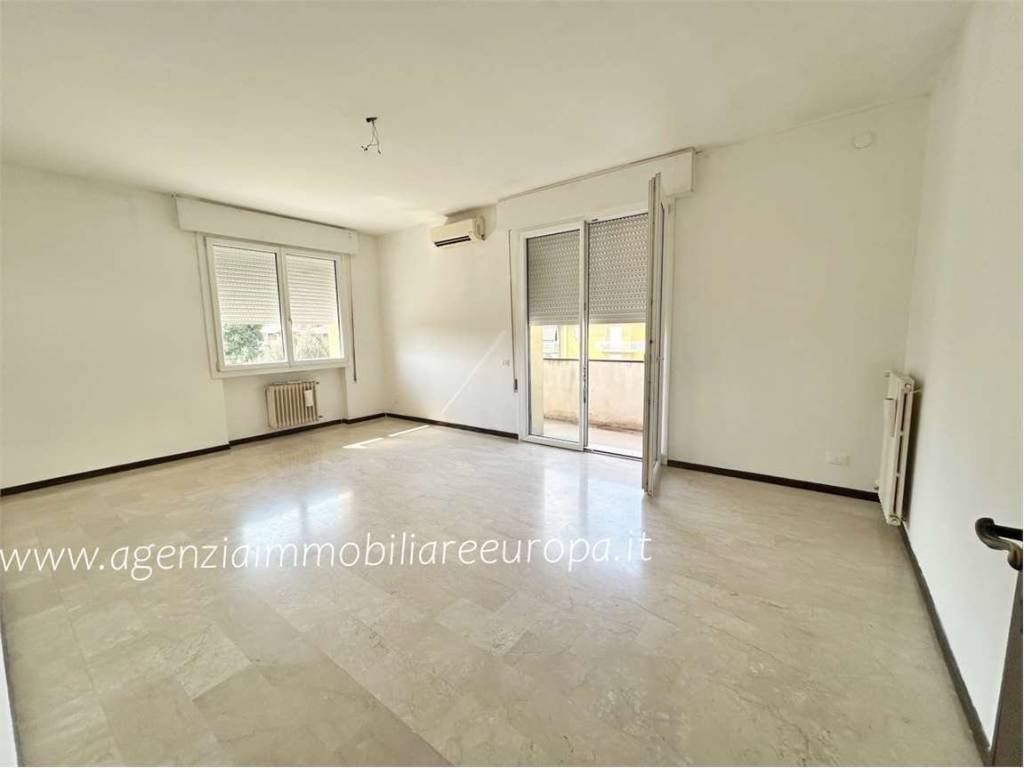 appartamento in vendita a Selvazzano Dentro in zona Tencarola