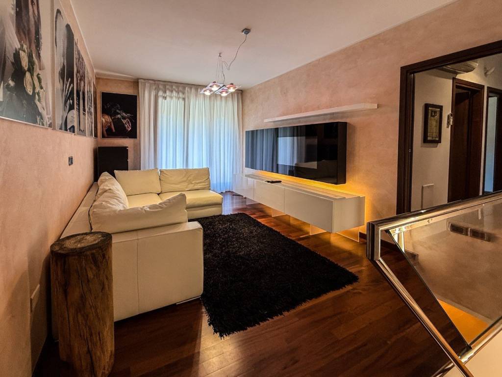 appartamento in vendita a Selvazzano Dentro in zona Tencarola