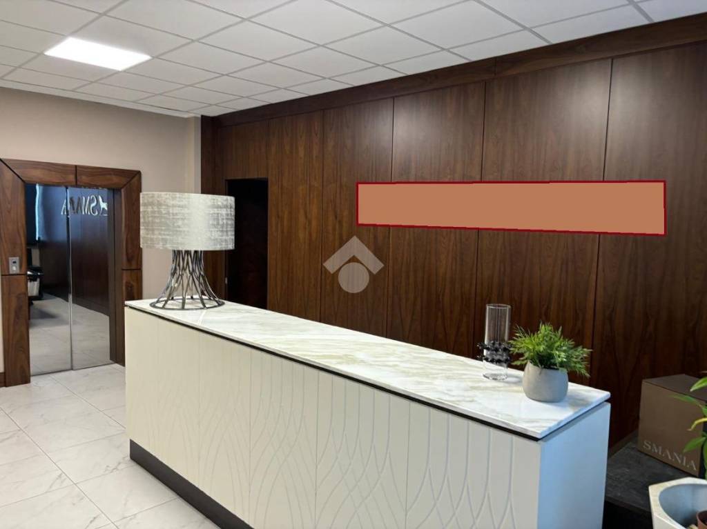 capannone in vendita a Selvazzano Dentro in zona Tencarola