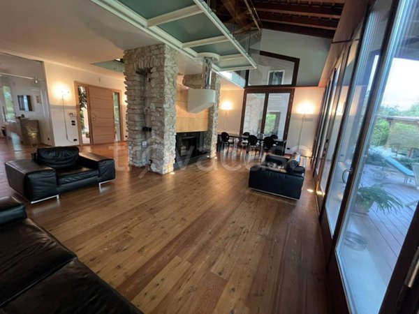 casa indipendente in vendita a Selvazzano Dentro in zona Caselle