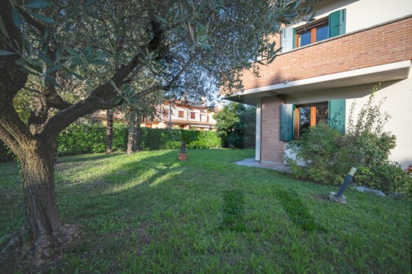 casa indipendente in vendita a Selvazzano Dentro in zona San Domenico
