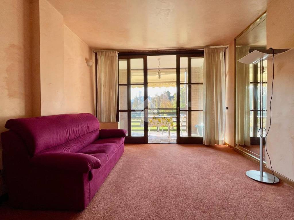 appartamento in vendita a Selvazzano Dentro in zona Montecchia