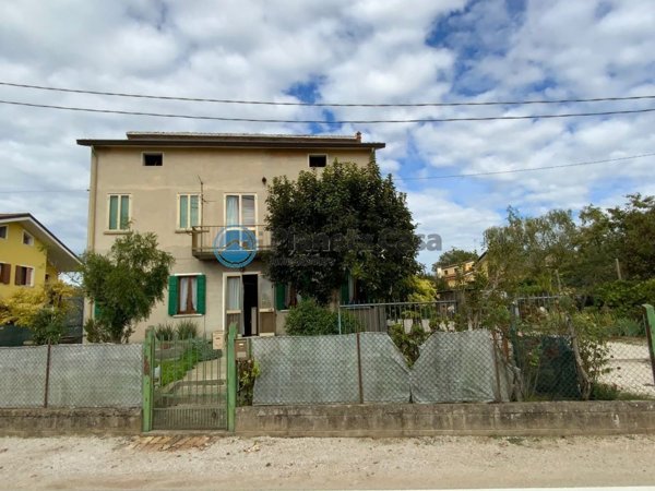 casa indipendente in vendita a Selvazzano Dentro