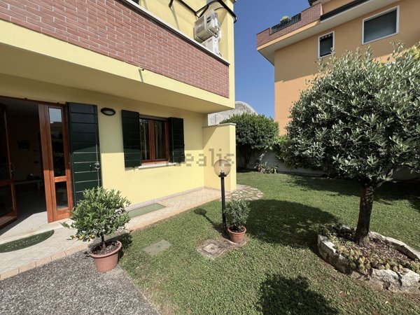 casa semindipendente in vendita a Selvazzano Dentro