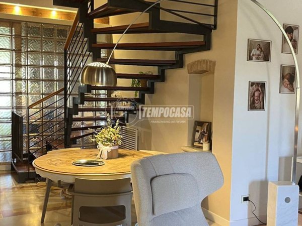 casa indipendente in vendita a Selvazzano Dentro in zona Tencarola