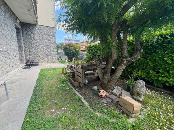 appartamento in vendita a Selvazzano Dentro in zona San Domenico