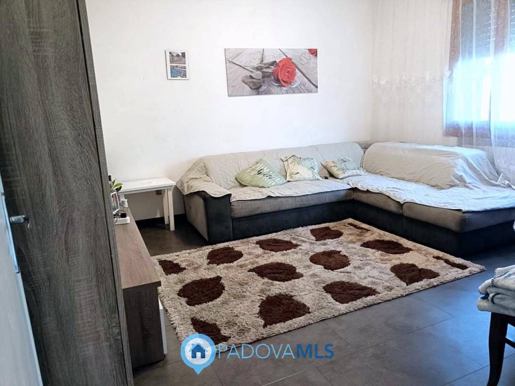 appartamento in vendita a Selvazzano Dentro in zona Tencarola